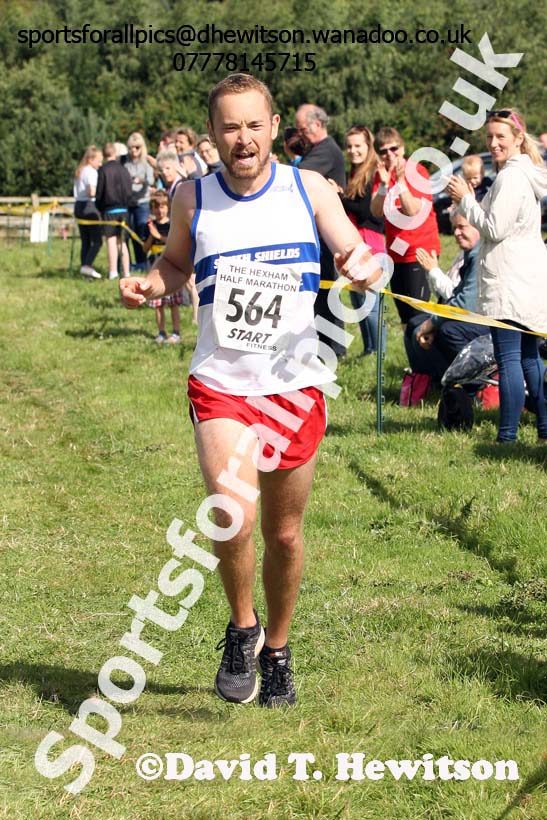 Hexham Half Marathon, Northumberland. Photo: David T. Hewitson/Sports for All Pics